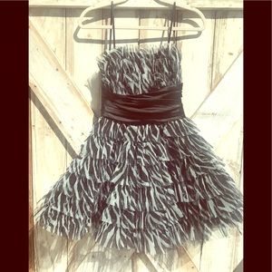 Prom Dress / Evening Gown/ Girl- Juniors